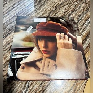 Taylor Swift RED vinyls
